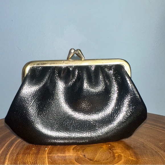 Vintage Handbags - Vintage Black Clutch Coin Purse